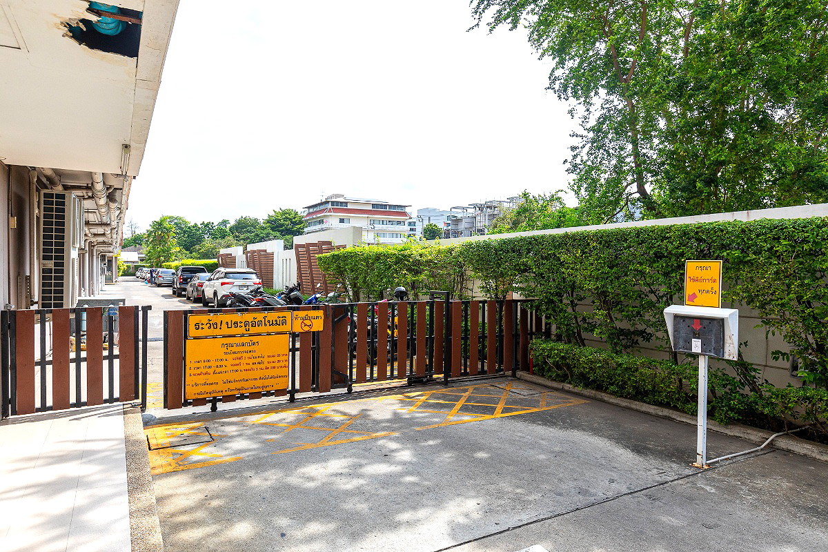 Pictures of Krongthong Mansion 49/157