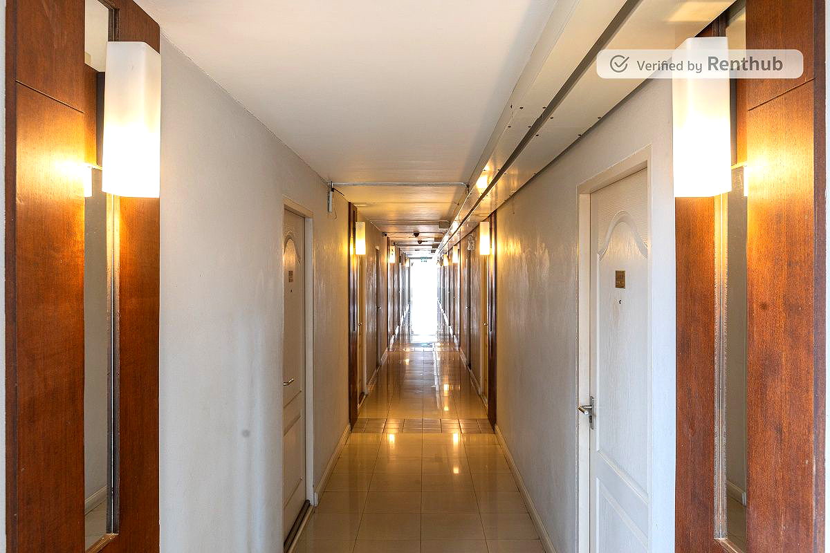 Pictures of Krongthong Mansion 45/157