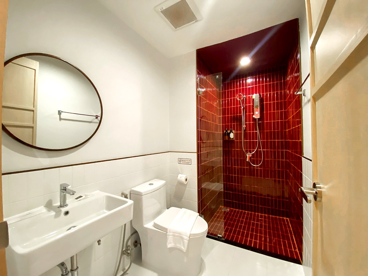รูปภาพ ห้องพักสไตล์โมเดิร์นมินิมอล ย่านสีลม  Fully Furnished ห้องใหม่ เดินทางสะดวก ไม่ไกลจากBTS สุรศักดิ์ | อพาร์ทเม้นท์ หอพัก ที่พัก ห้องพัก - รูปที่ 30/37
