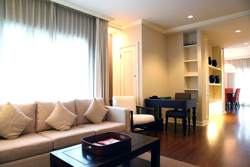 Pictures of Service Apartment in Silom soi Saladaeng, Fully furnished with cleaning service. Close to BTS&MRT. 32/44