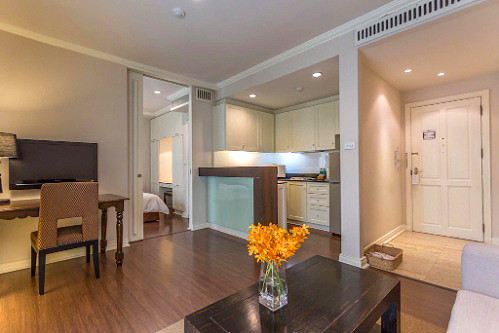 Pictures of Service Apartment in Silom soi Saladaeng, Fully furnished with cleaning service. Close to BTS&MRT. 6/44