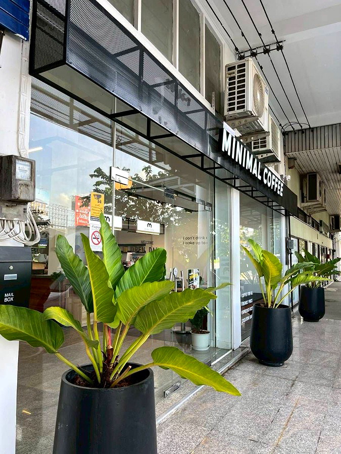 Pictures of Newly Room Opened near Fa Ham Intersection, Chiang Mai, with Doi Suthep views from every room.  34/37