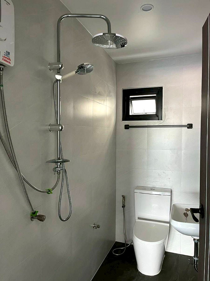 Pictures of Newly Room Opened near Fa Ham Intersection, Chiang Mai, with Doi Suthep views from every room.  9/37