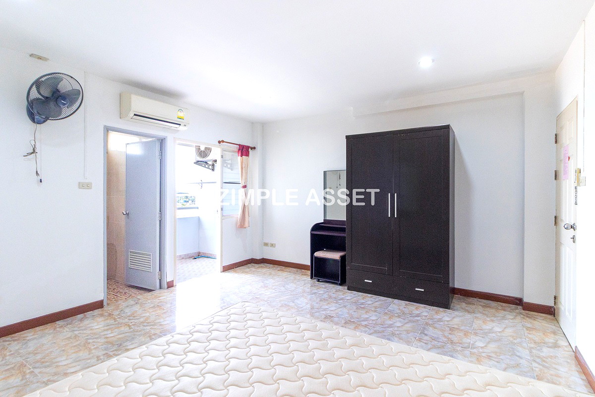 Pictures of Apartment with exclusive price near Bang Phli Industrial Estate, furnished, secure, ready to move-in 3/17