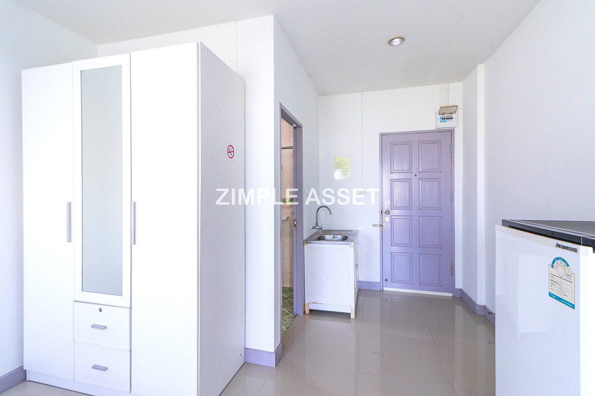 Pictures of Apartment near Lotuss Bang Phli, air-con room with furniture, balcony, affordable price, safe. 3/18
