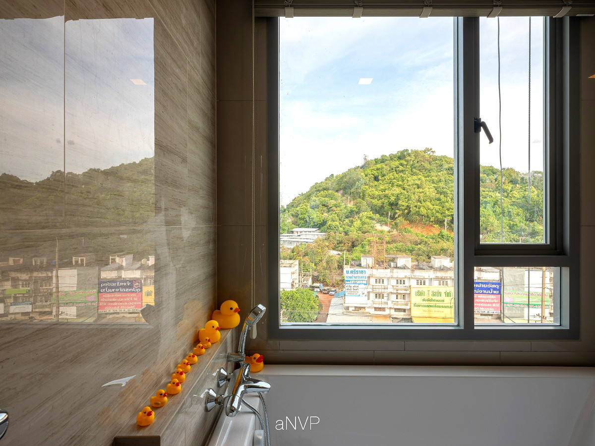 Pictures of Luxury sea-view apartment on Sukhumvit Road, Sriracha, spacious common areas and complete facilities 27/27