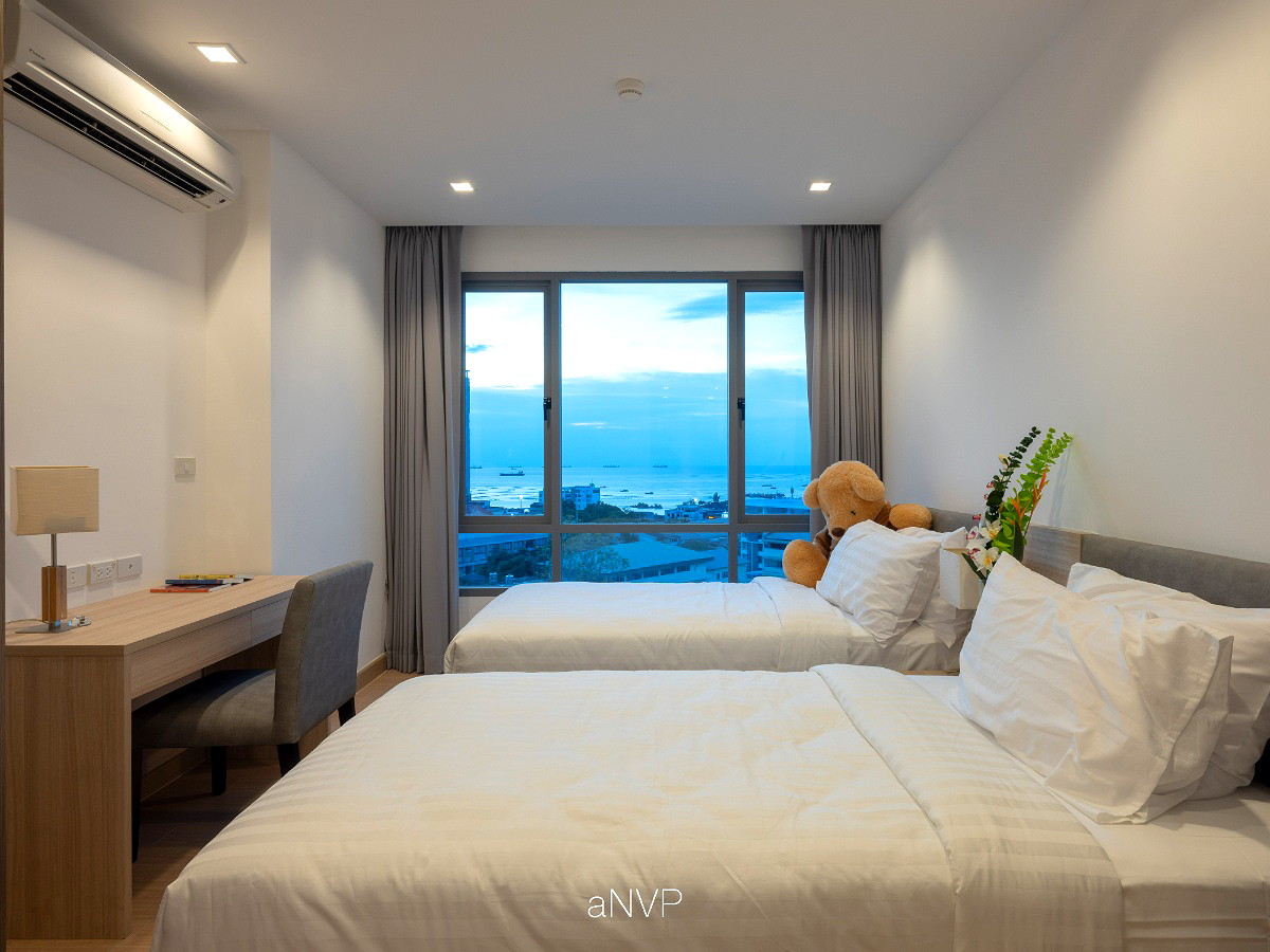 Pictures of Luxury sea-view apartment on Sukhumvit Road, Sriracha, spacious common areas and complete facilities 5/27