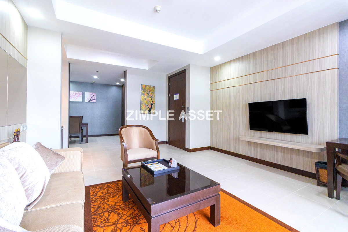 Pictures of Luxury residence in center of Asoke, fully furnished with cleaning service and pet-friendly.  22/52