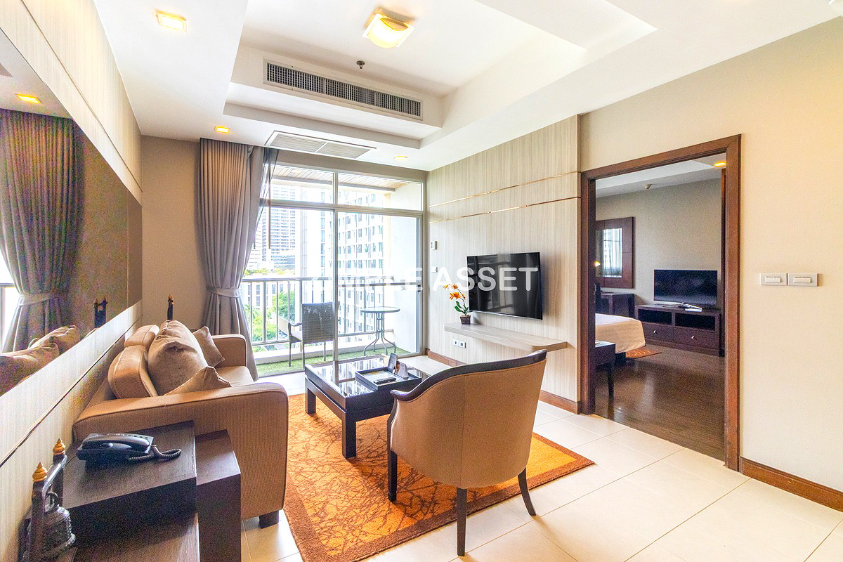 Pictures of Luxury residence in center of Asoke, fully furnished with cleaning service and pet-friendly.  8/52