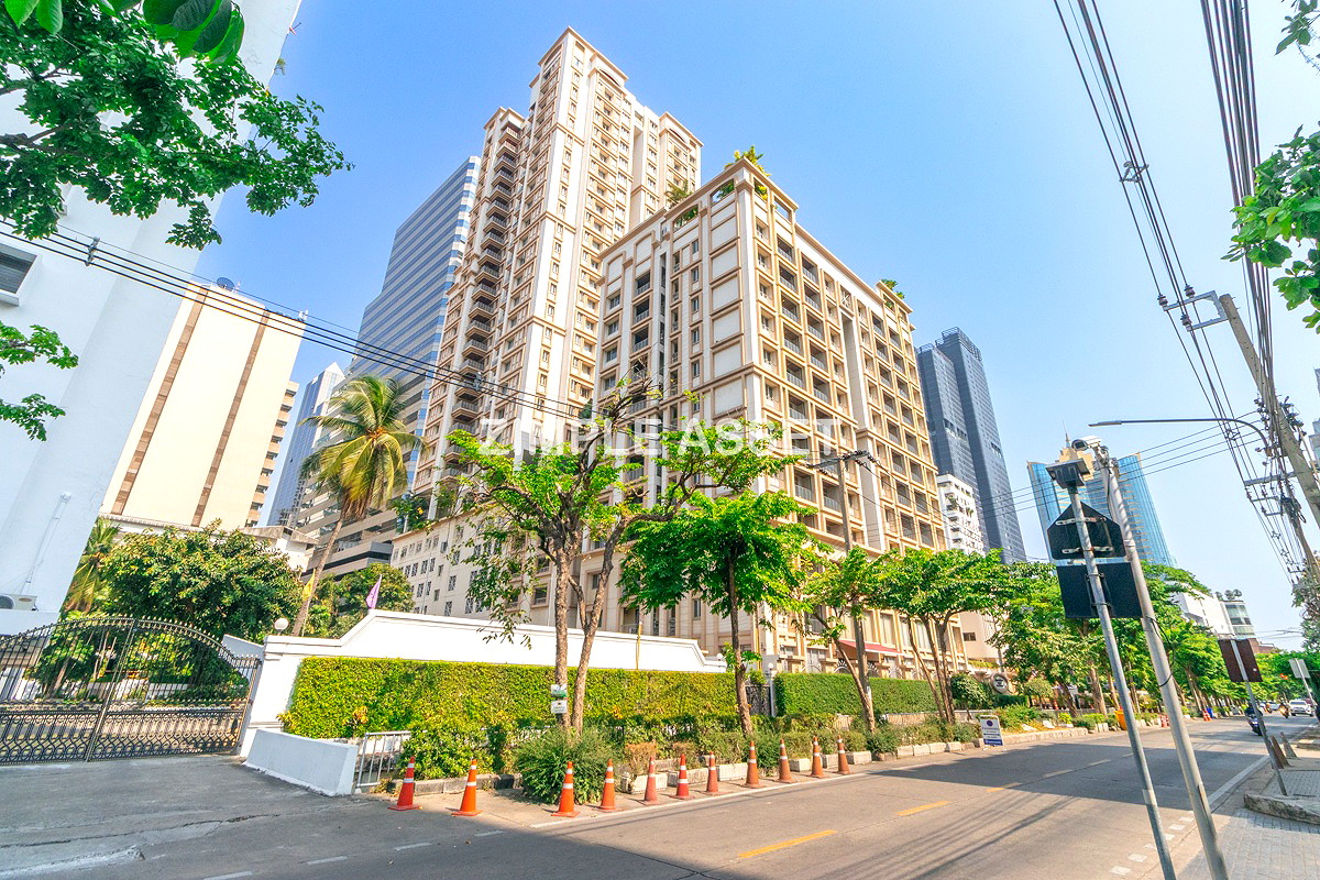 Pictures of Luxury residence in center of Asoke, fully furnished with cleaning service and pet-friendly.  52/52