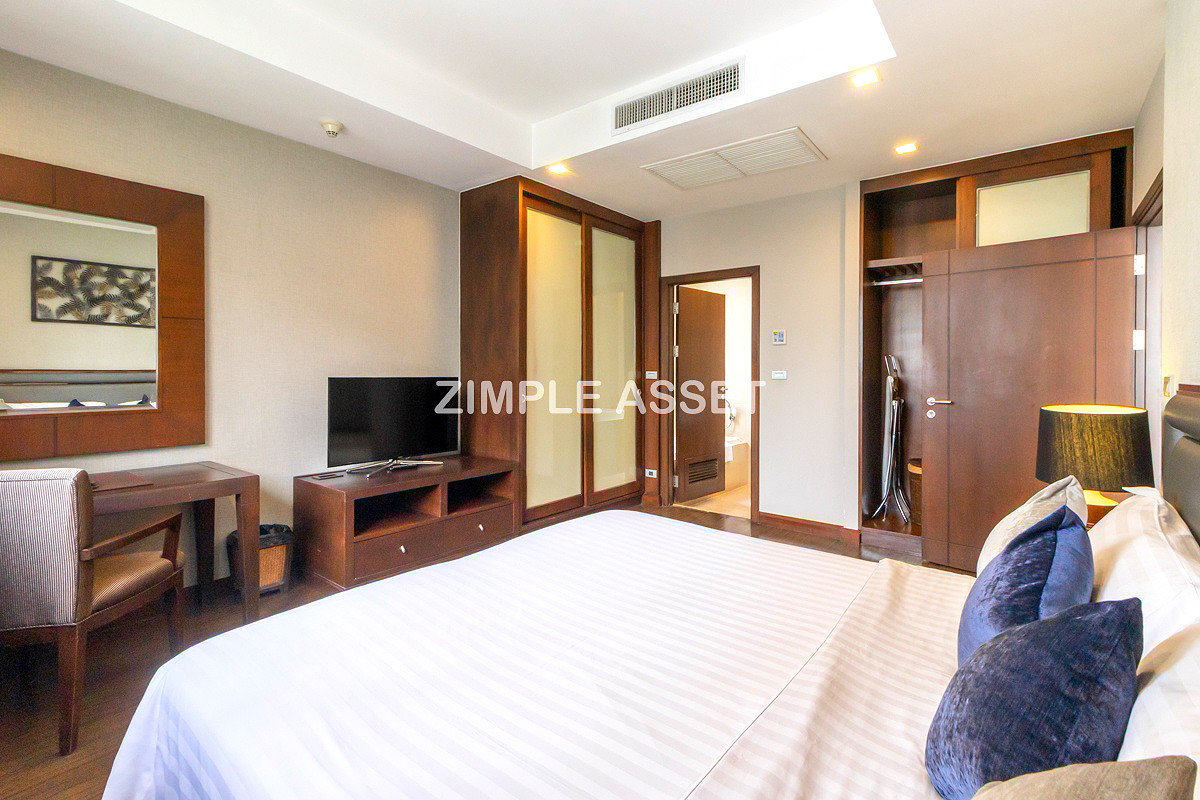 Pictures of Luxury residence in center of Asoke, fully furnished with cleaning service and pet-friendly.  3/52