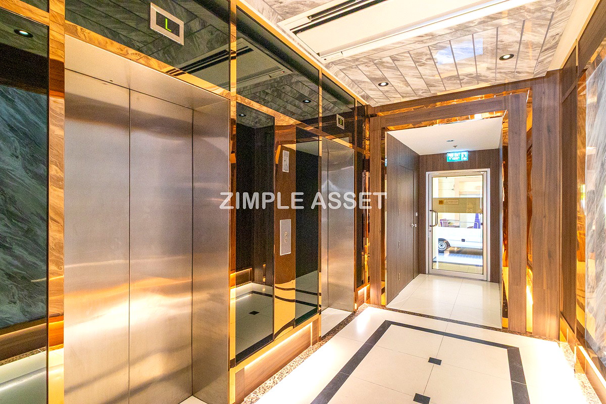 Pictures of Luxury residence in center of Asoke, fully furnished with cleaning service and pet-friendly.  29/52