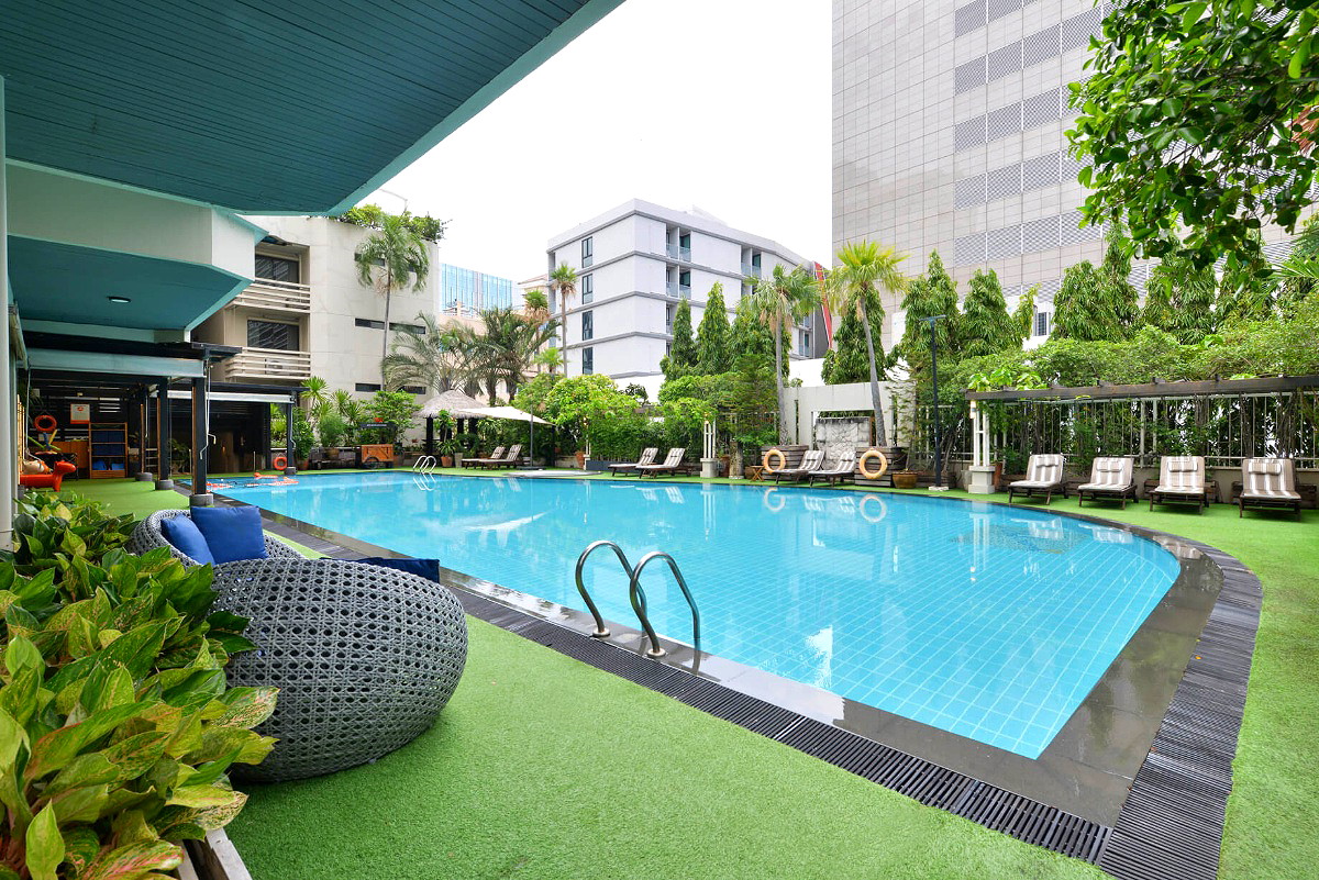 Pictures of Serviced apartment with full facilities in Soi Phaholyothin 3, near BTS Sanam Pao.  60/65