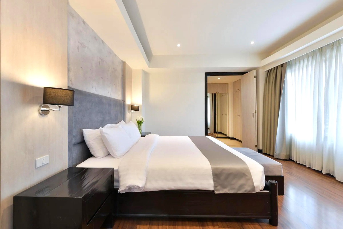 Pictures of Serviced apartment with full facilities in Soi Phaholyothin 3, near BTS Sanam Pao.  9/65