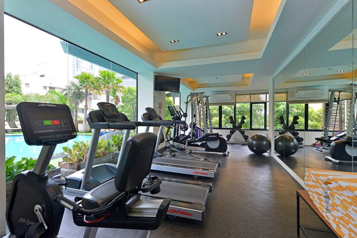 Pictures of Serviced apartment with full facilities in Soi Phaholyothin 3, near BTS Sanam Pao.  53/65