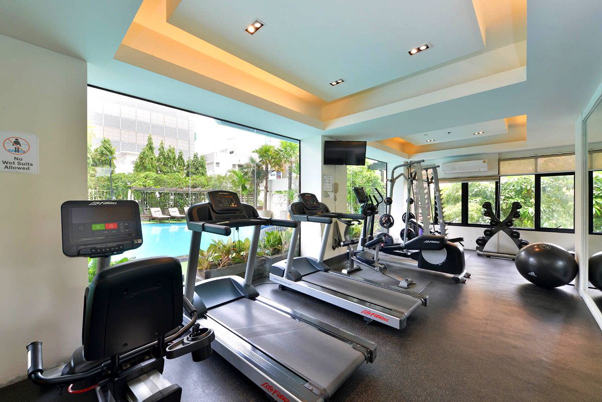 Pictures of Serviced apartment with full facilities in Soi Phaholyothin 3, near BTS Sanam Pao.  52/65