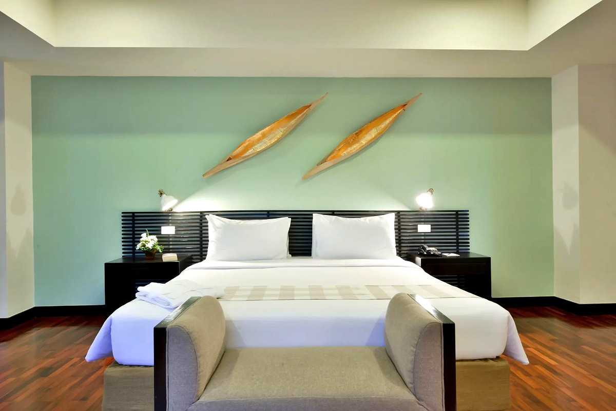 Pictures of Serviced apartment with full facilities in Soi Phaholyothin 3, near BTS Sanam Pao.  27/65