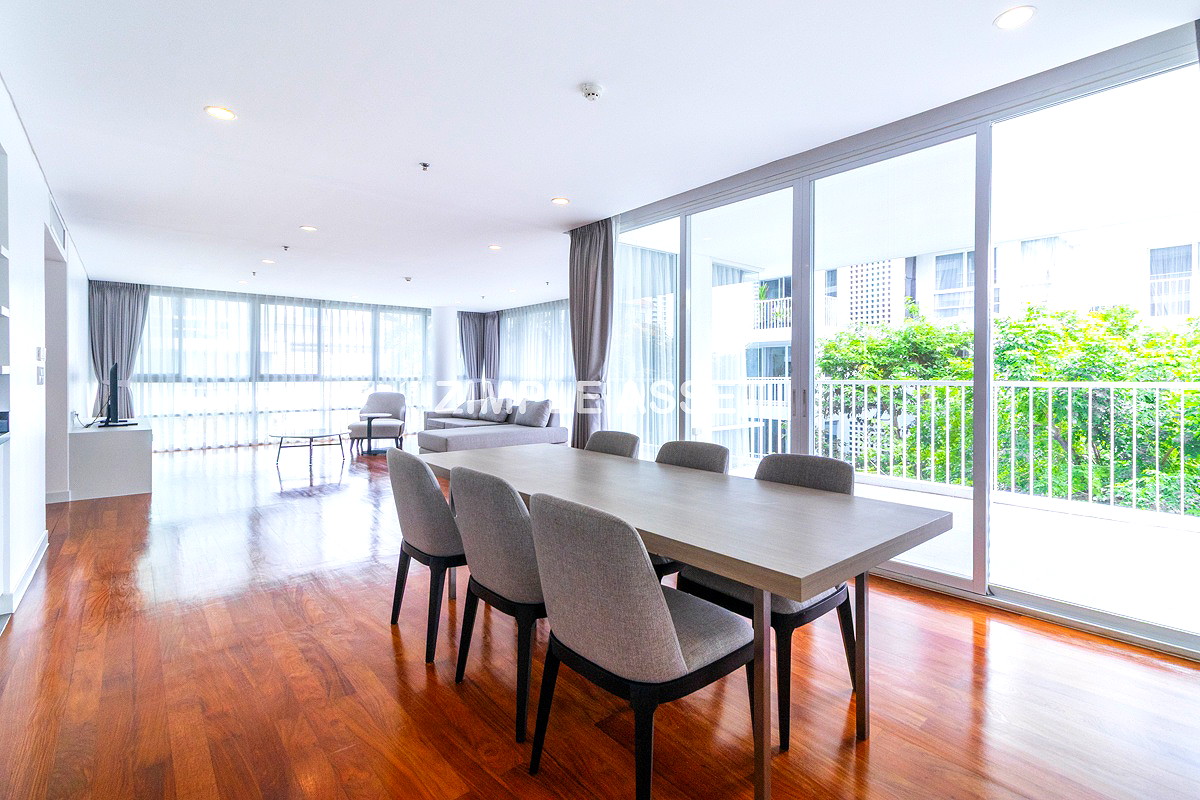 Pictures of Spacious Pet-Friendly Apartment in the Center of Ekkamai Fully furnished, near BTS Thong Lo. 37/65