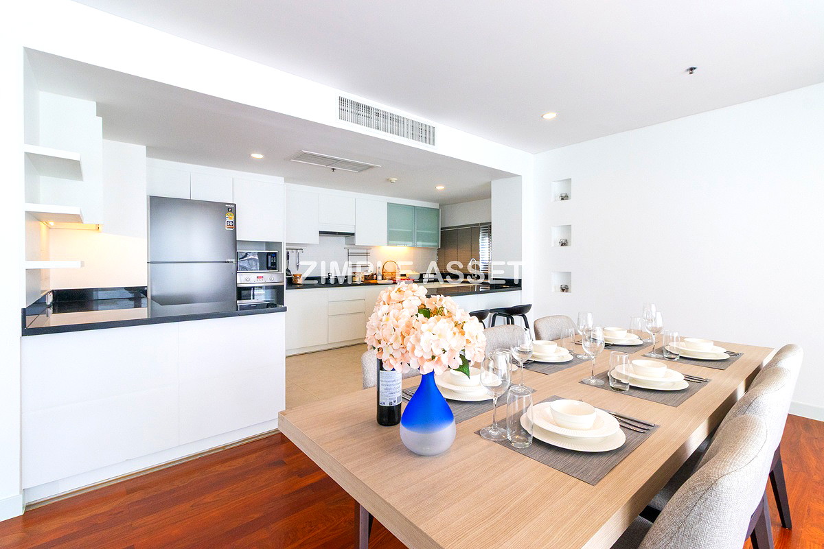 Pictures of Spacious Pet-Friendly Apartment in the Center of Ekkamai Fully furnished, near BTS Thong Lo. 8/65