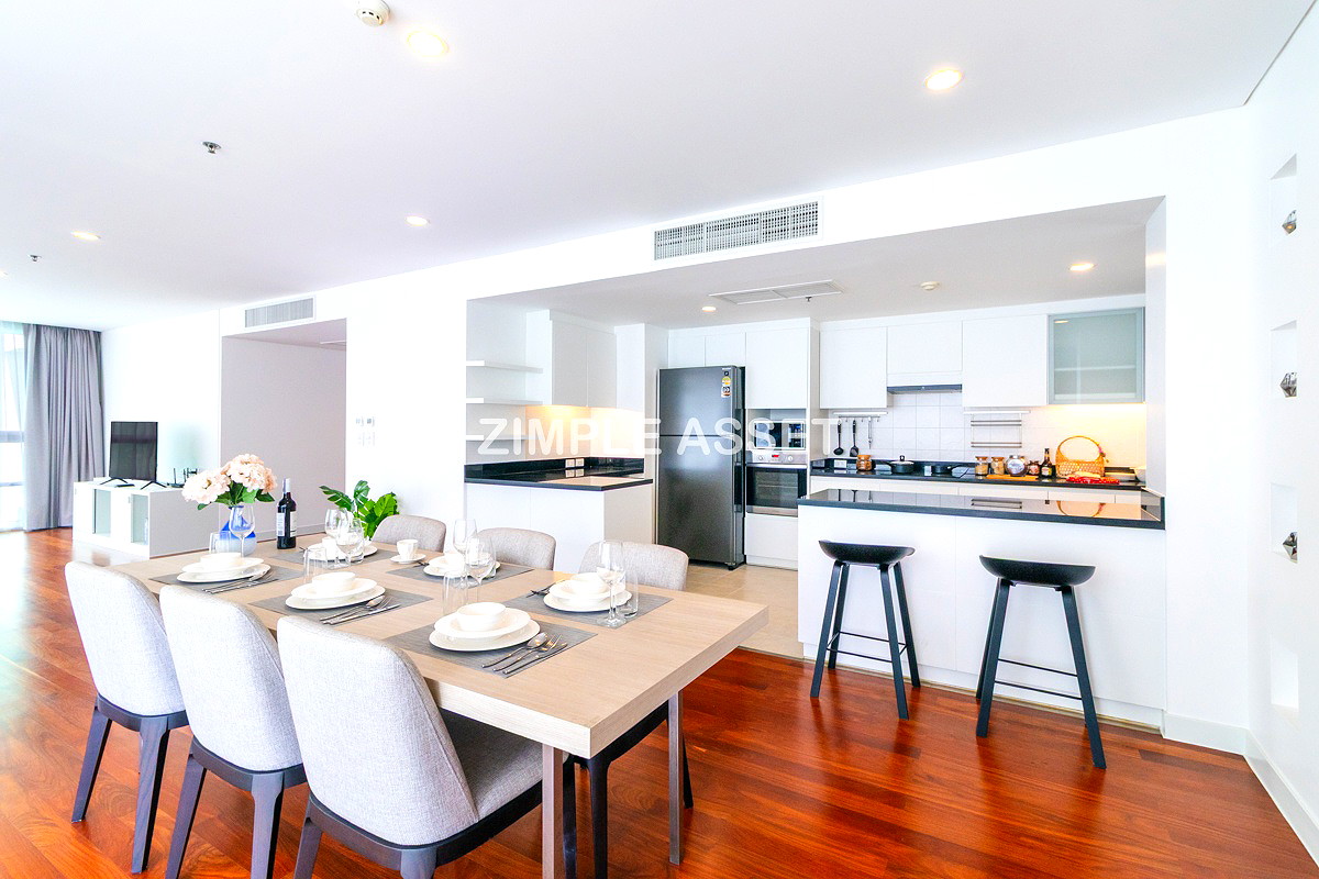 Pictures of Spacious Pet-Friendly Apartment in the Center of Ekkamai Fully furnished, near BTS Thong Lo. 13/65
