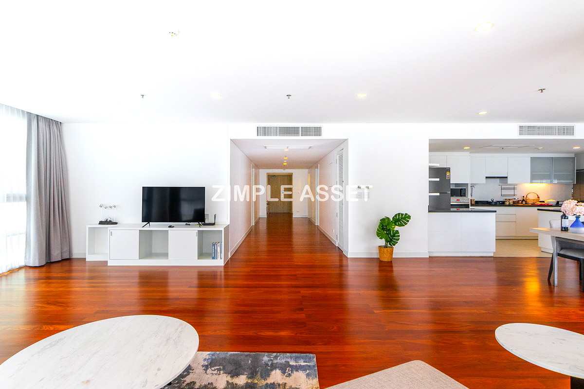 Pictures of Spacious Pet-Friendly Apartment in the Center of Ekkamai Fully furnished, near BTS Thong Lo. 6/65