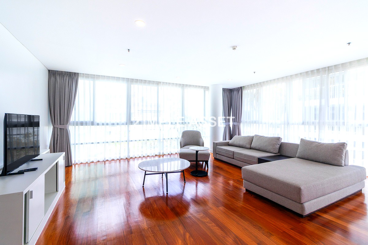 Pictures of Spacious Pet-Friendly Apartment in the Center of Ekkamai Fully furnished, near BTS Thong Lo. 58/65