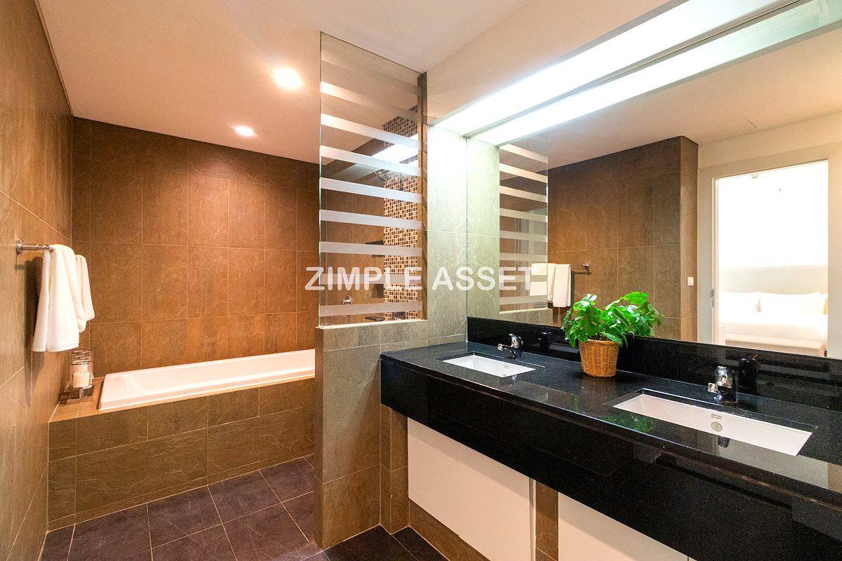 Pictures of Spacious Pet-Friendly Apartment in the Center of Ekkamai Fully furnished, near BTS Thong Lo. 18/65