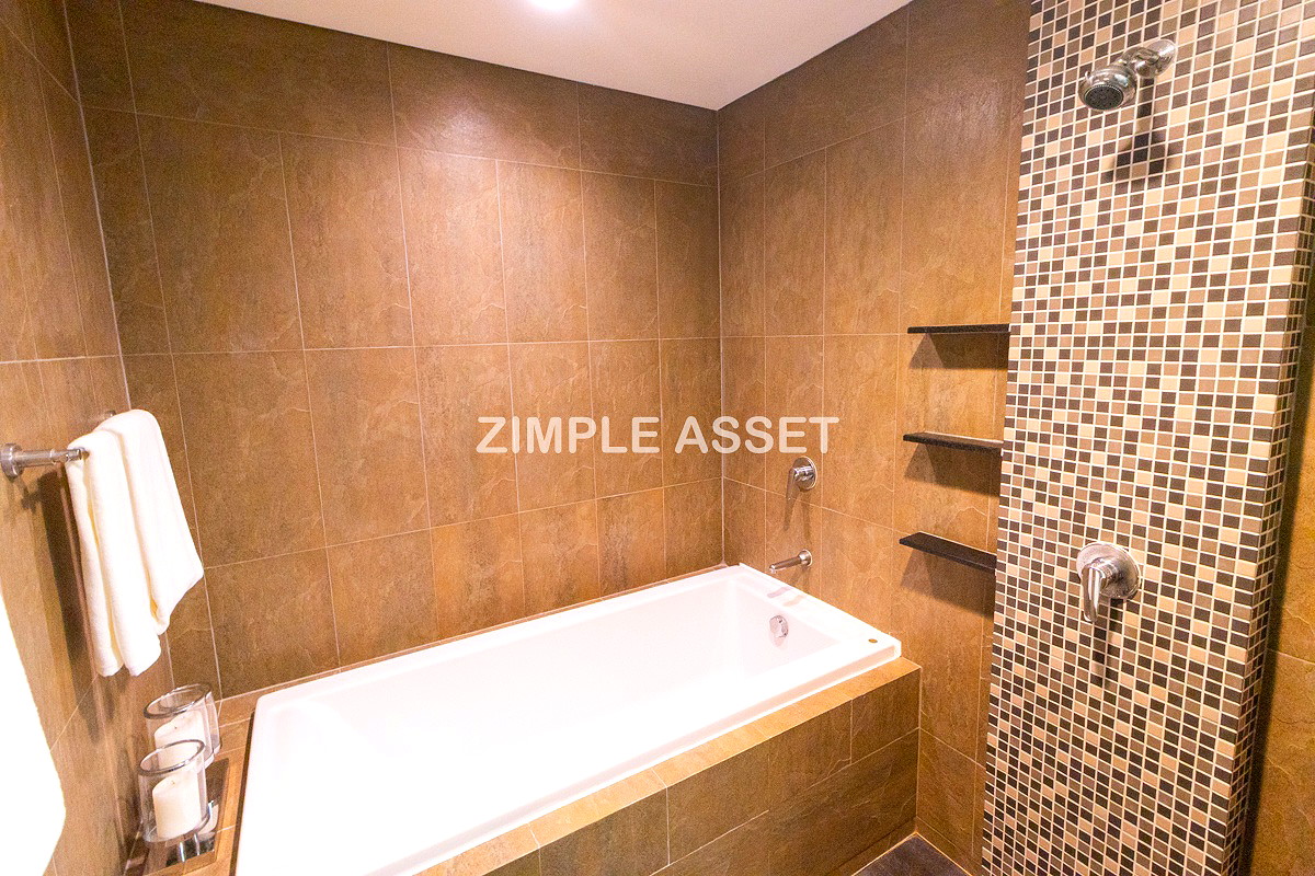 Pictures of Spacious Pet-Friendly Apartment in the Center of Ekkamai Fully furnished, near BTS Thong Lo. 19/65