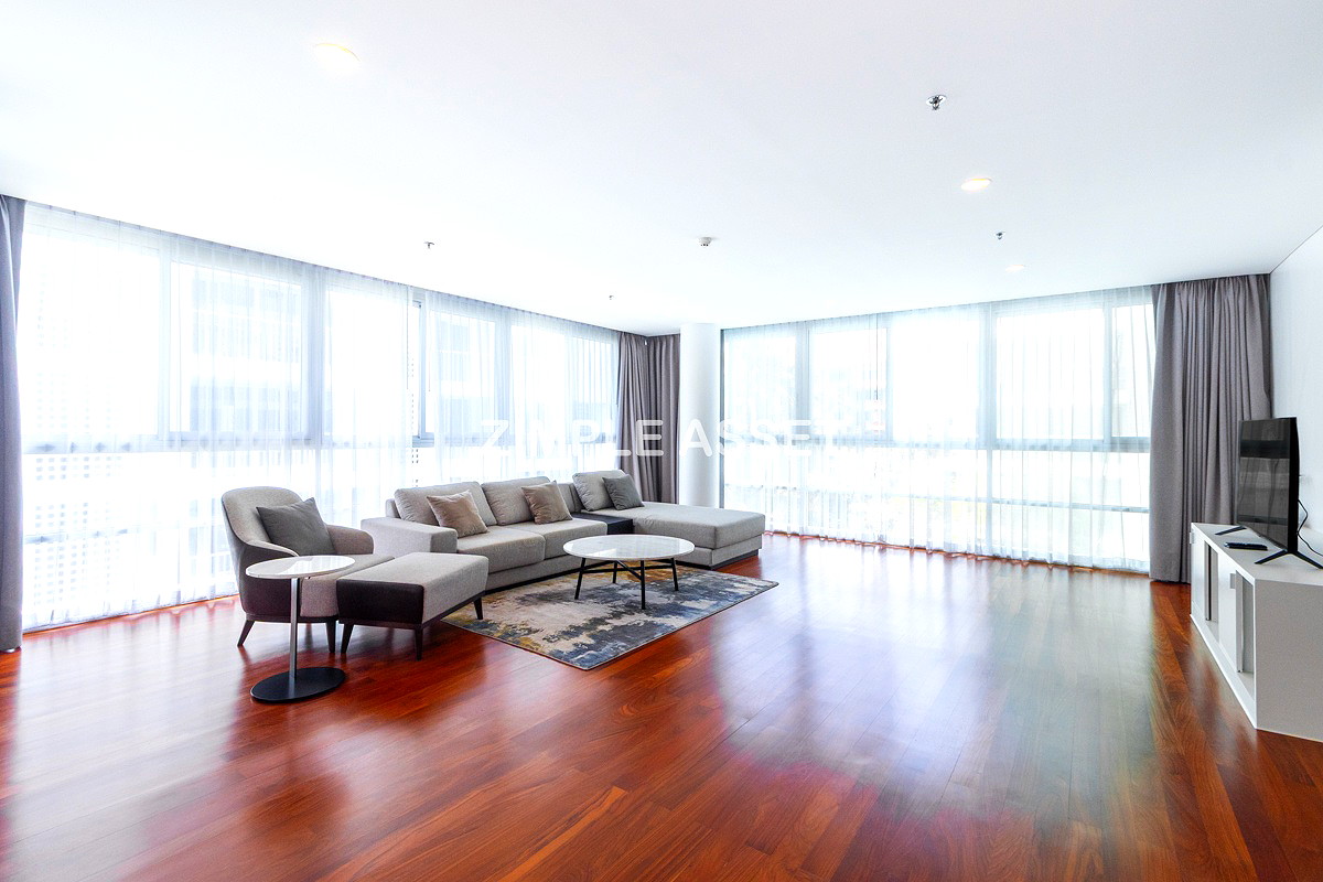 Pictures of Spacious Pet-Friendly Apartment in the Center of Ekkamai Fully furnished, near BTS Thong Lo. 2/65