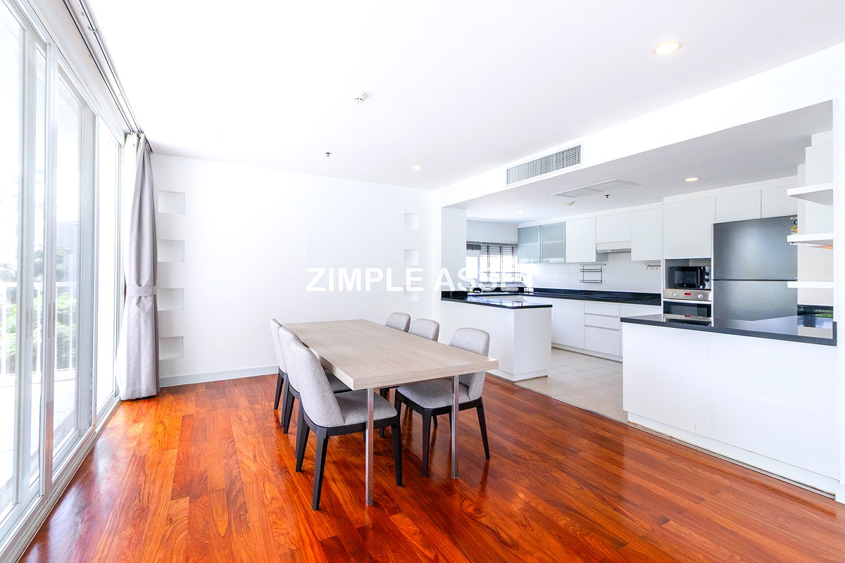 Pictures of Spacious Pet-Friendly Apartment in the Center of Ekkamai Fully furnished, near BTS Thong Lo. 36/65