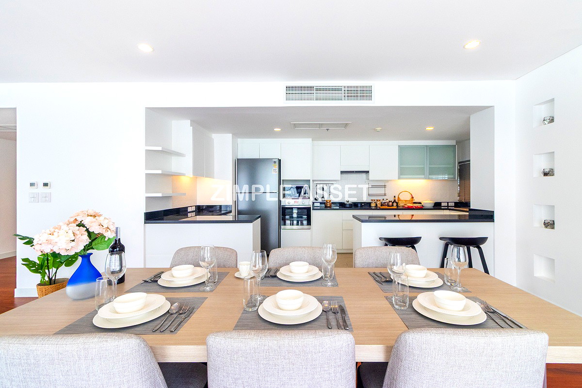 Pictures of Spacious Pet-Friendly Apartment in the Center of Ekkamai Fully furnished, near BTS Thong Lo. 9/65