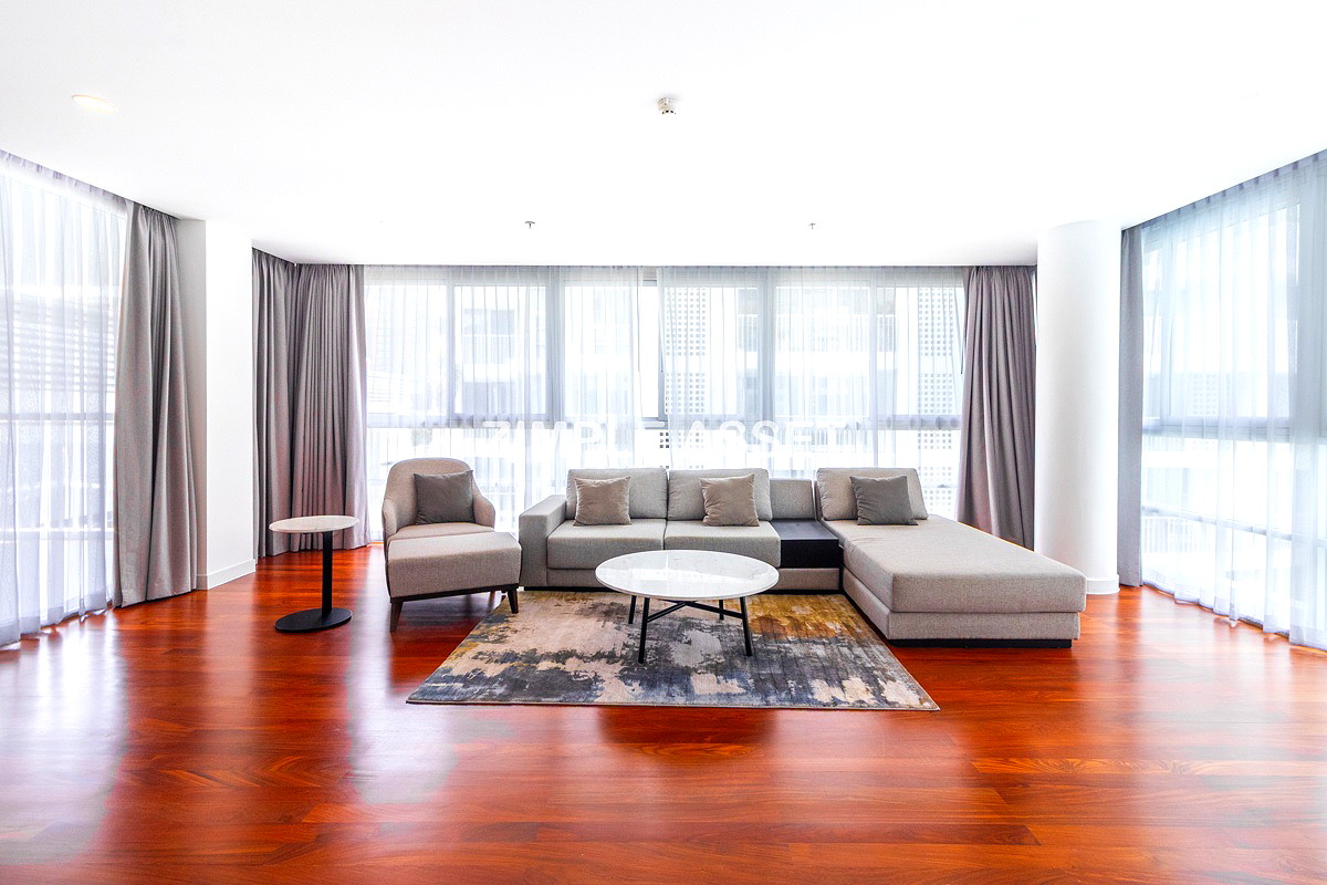 Pictures of Spacious Pet-Friendly Apartment in the Center of Ekkamai Fully furnished, near BTS Thong Lo. 7/65