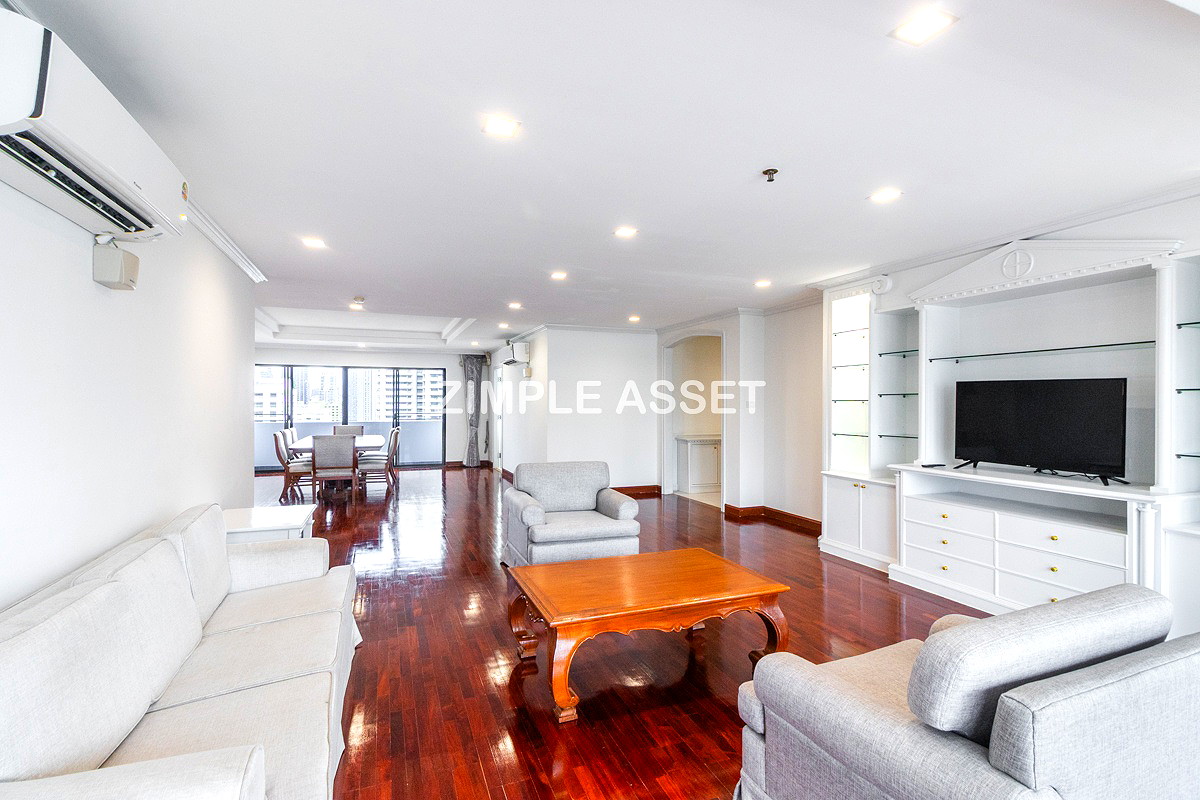 Pictures of Newly Renovated Modern Residence in Sukhumvit 13. Enjoy convenient access to the BTS. Pet Friendly 2/77