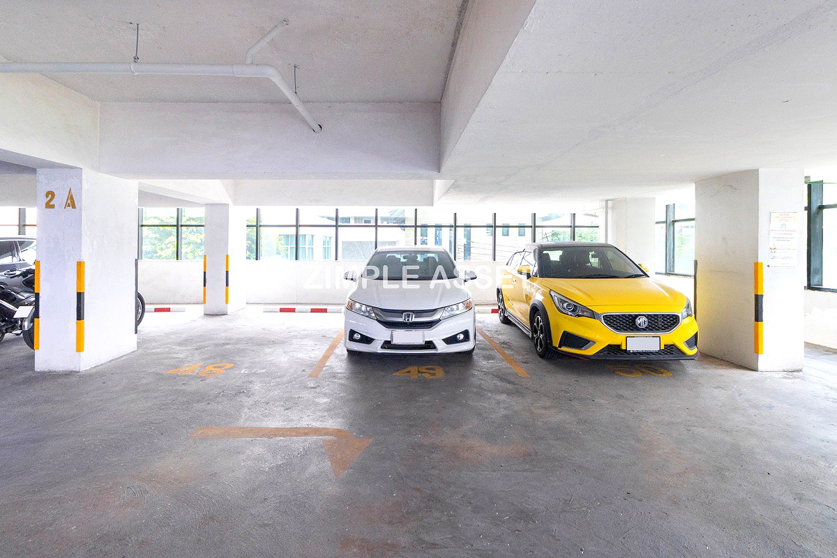 Pictures of Newly Renovated Modern Residence in Sukhumvit 13. Enjoy convenient access to the BTS. Pet Friendly 73/77