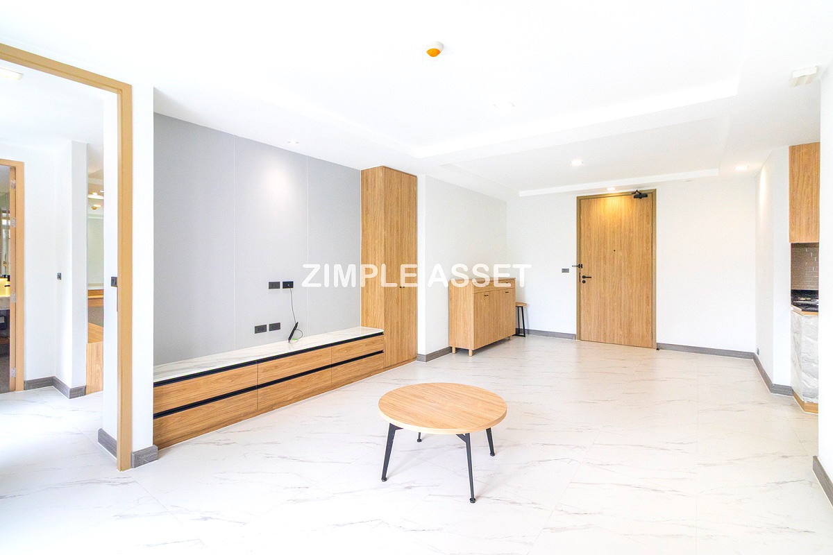 Pictures of Newly Renovated Modern Residence in Sukhumvit 13. Enjoy convenient access to the BTS. Pet Friendly 35/77