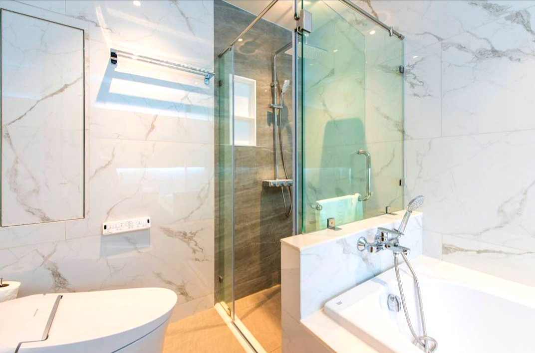 Pictures of Residence in Bearing Rd, Near Satit Phatthan. Modern-style, fully furnished with pool and fitness. 37/49
