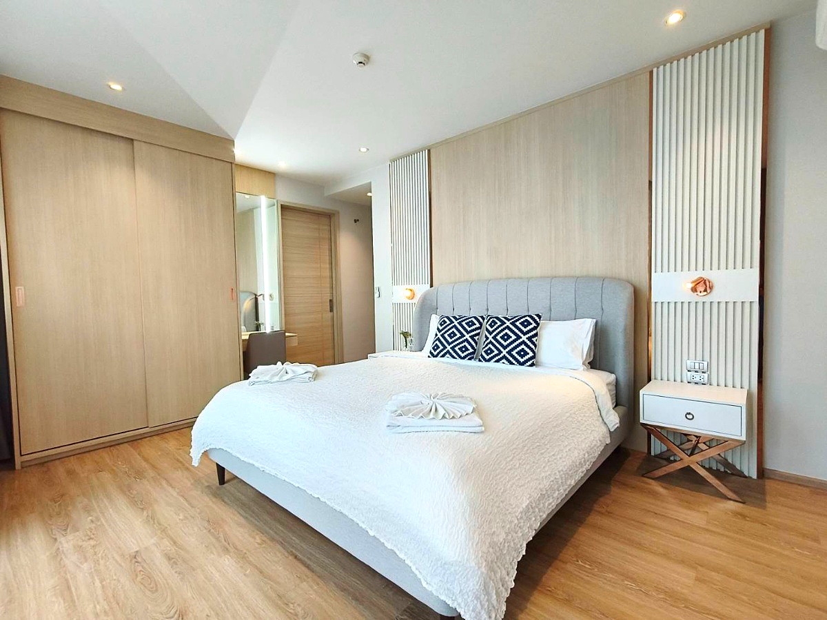 Pictures of Residence in Bearing Rd, Near Satit Phatthan. Modern-style, fully furnished with pool and fitness. 12/49