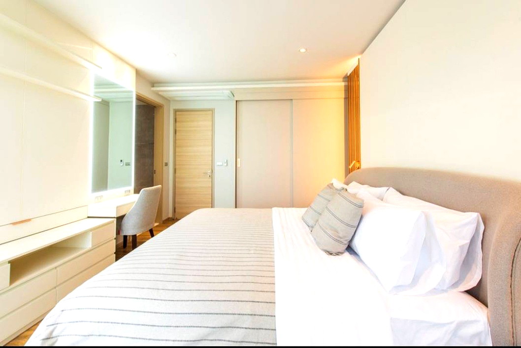 Pictures of Residence in Bearing Rd, Near Satit Phatthan. Modern-style, fully furnished with pool and fitness. 33/49