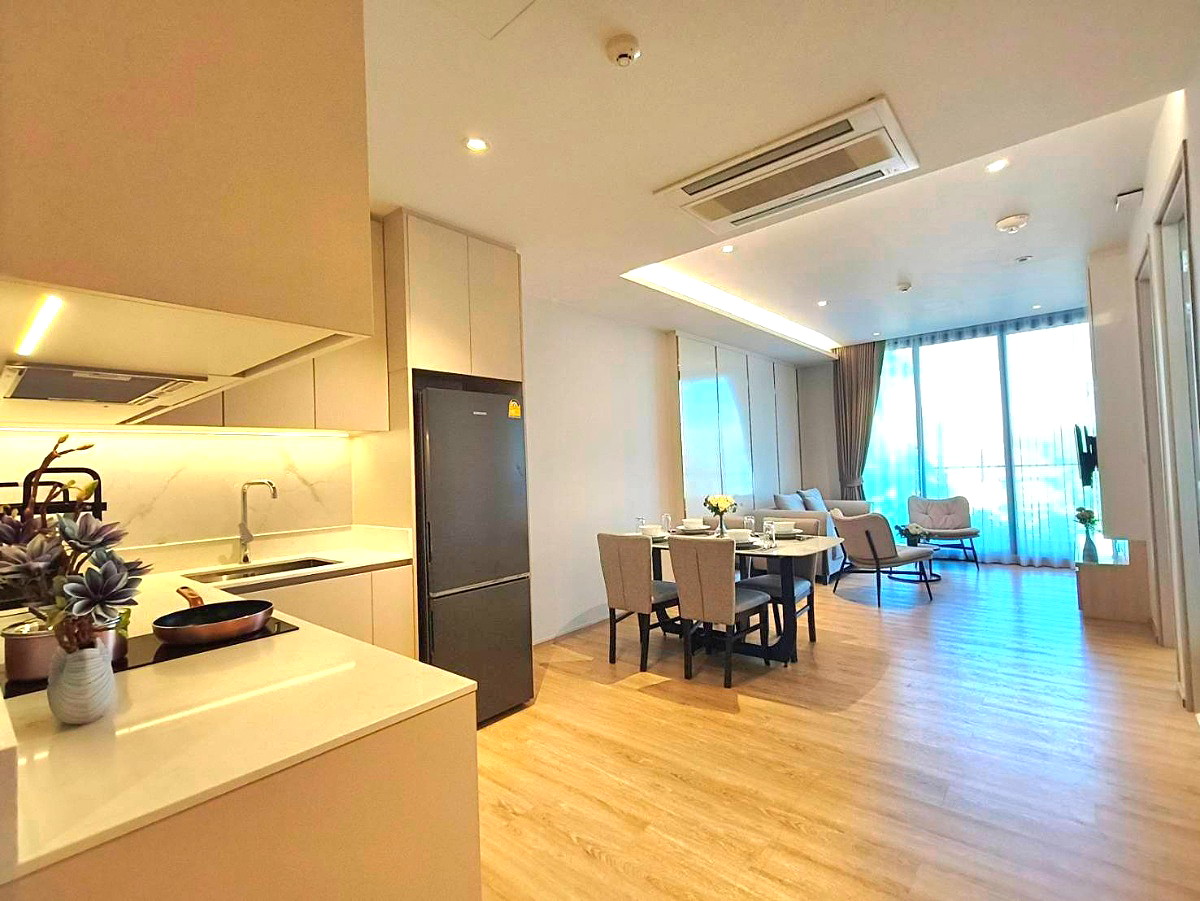 Pictures of Residence in Bearing Rd, Near Satit Phatthan. Modern-style, fully furnished with pool and fitness. 5/49