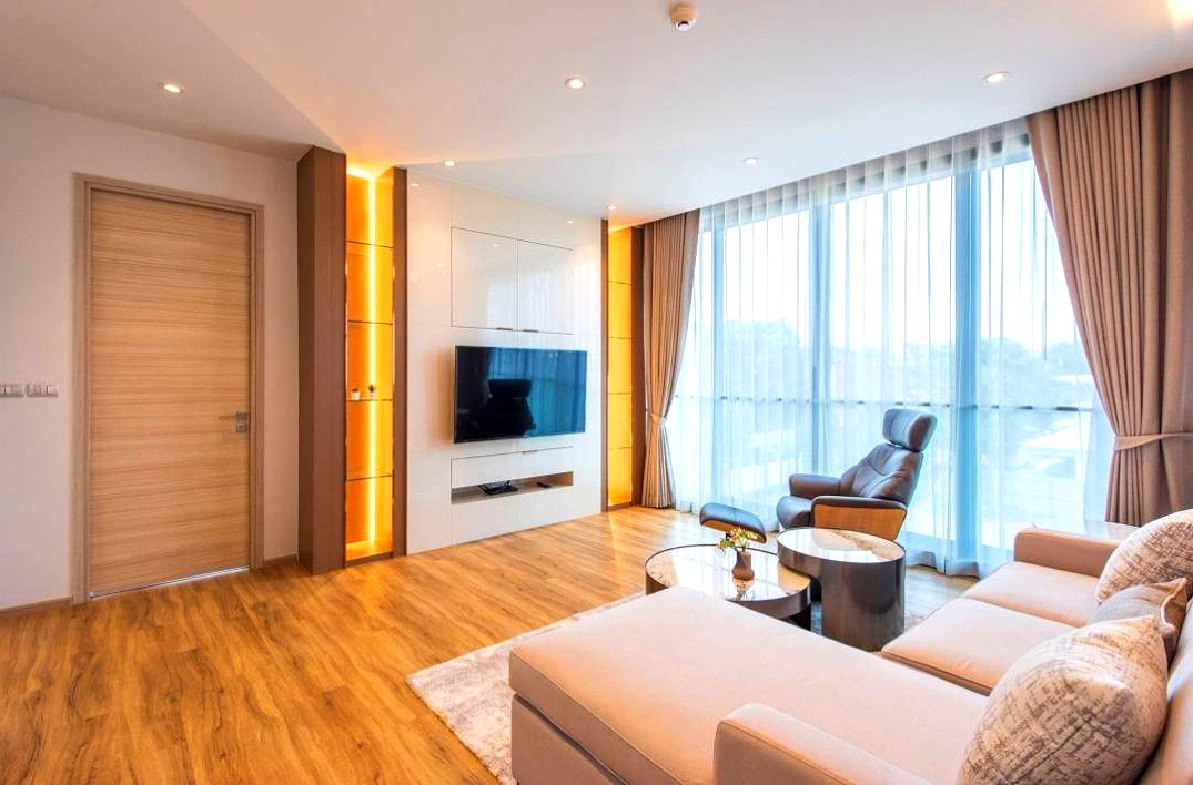 Pictures of Residence in Bearing Rd, Near Satit Phatthan. Modern-style, fully furnished with pool and fitness. 38/49