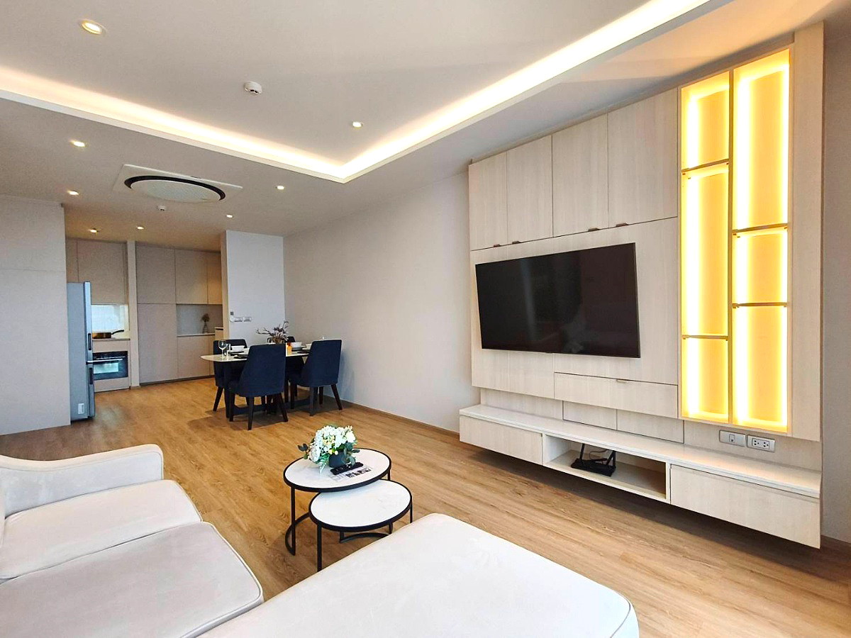 Pictures of Residence in Bearing Rd, Near Satit Phatthan. Modern-style, fully furnished with pool and fitness. 17/49