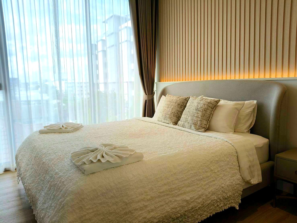Pictures of Residence in Bearing Rd, Near Satit Phatthan. Modern-style, fully furnished with pool and fitness. 18/49